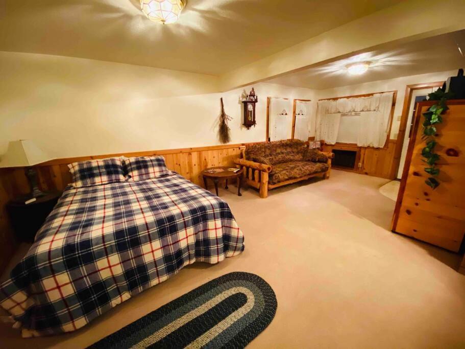 The Loft At Bear Mountain Log Cabins Eureka Springs Extérieur photo