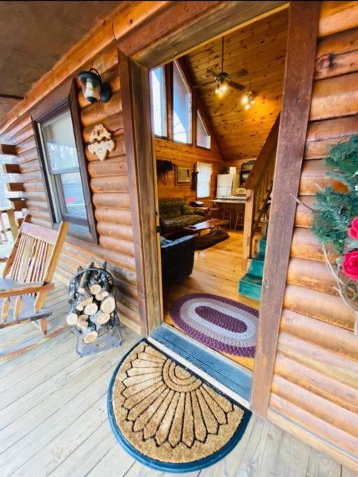 The Loft At Bear Mountain Log Cabins Eureka Springs Extérieur photo