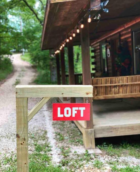 The Loft At Bear Mountain Log Cabins Eureka Springs Extérieur photo